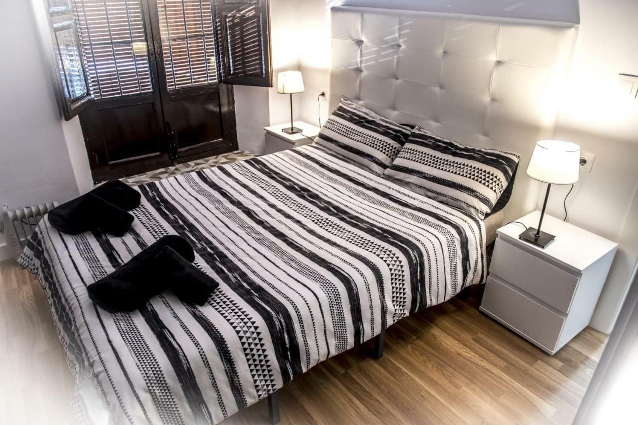 Plaza Del Campo Del Principe Apartman Granada Kültér fotó